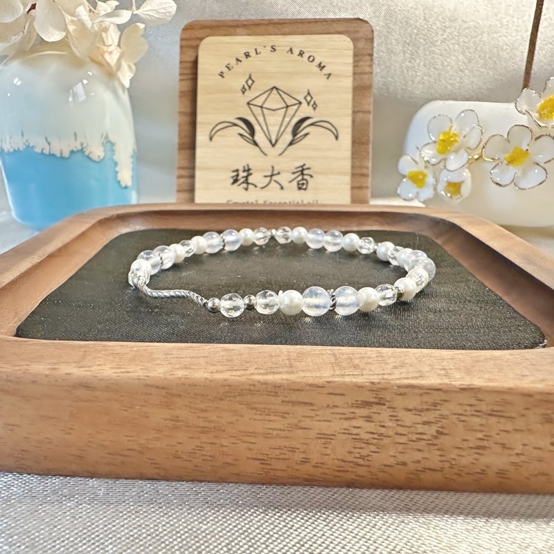 月影晶蓝 白水晶・蓝月光・贝珠・925纯银手链 - 手链/手环 - 水晶 白色