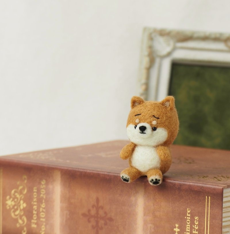 玩偶风格まゆ柴犬 (赤柴・黑柴・白柴) 羊毛毡 - 玩偶/公仔 - 羊毛 咖啡色