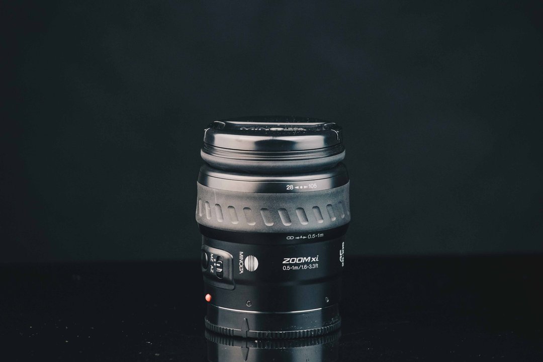 Minolta AF 28-105mm F3.5-4.5 - 相机 - 其他金属 黑色