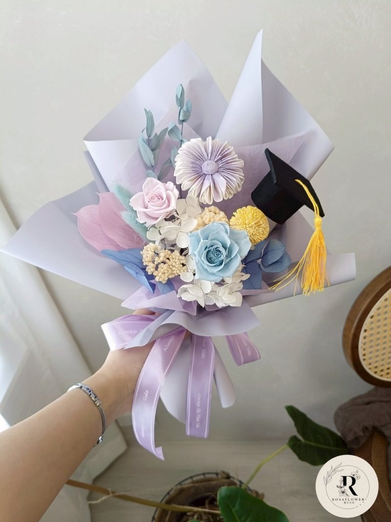 萝莎花儿 渐层柔紫非洲菊索拉搭配日本永生玫瑰花 毕业花束 - 干燥花/捧花 - 植物．花 