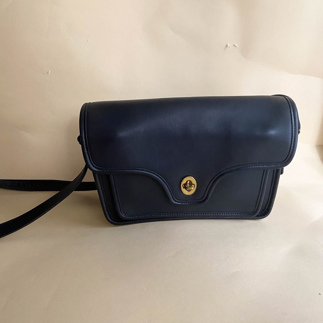 中古Coach│斜背包│侧背包│单肩包│真皮│女友礼物Kent Bag - 侧背包/斜挎包 - 真皮 黑色