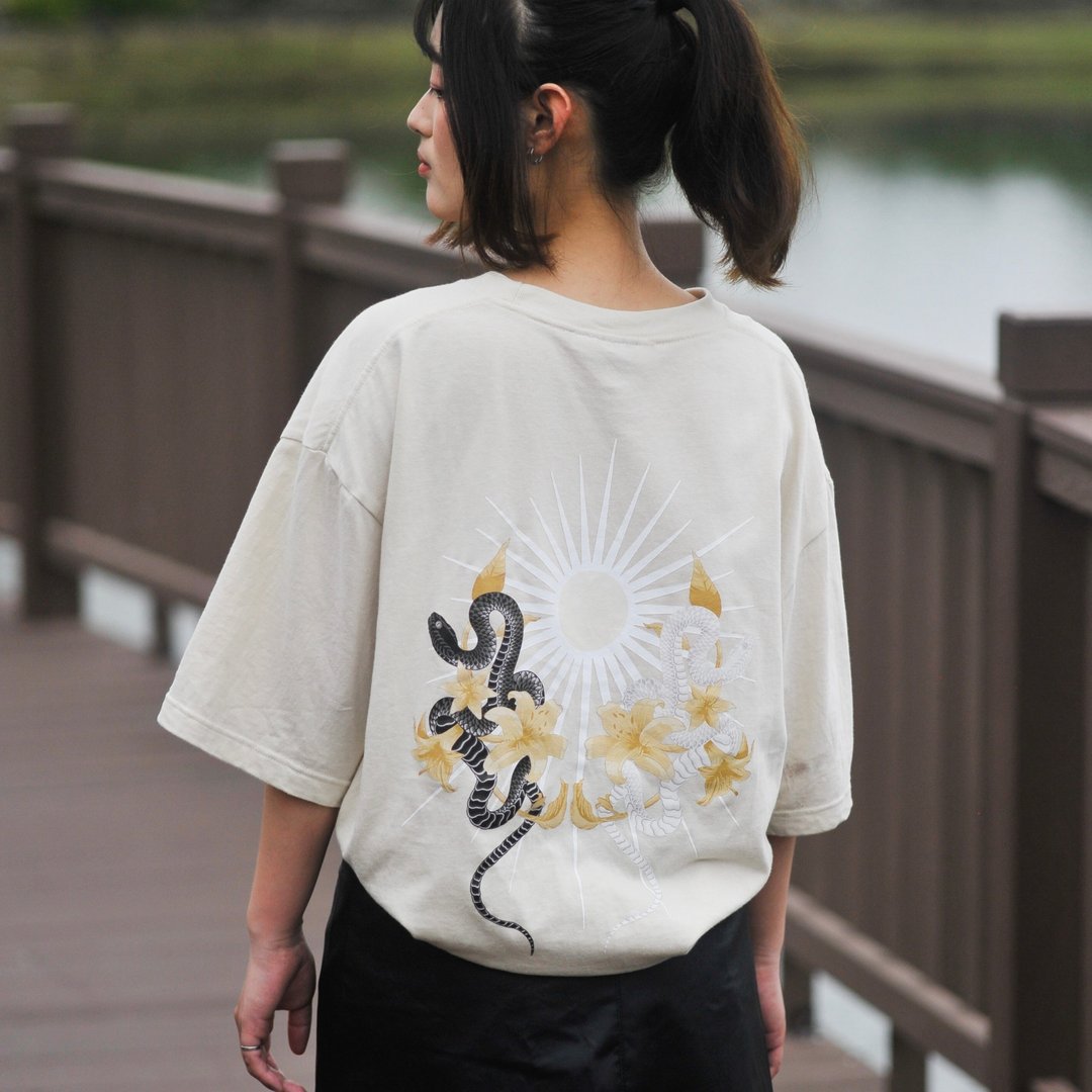 Snake-Y01 Sol Serpent 薄款 Oversized  落肩T恤 - 女装上衣 - 棉 金色