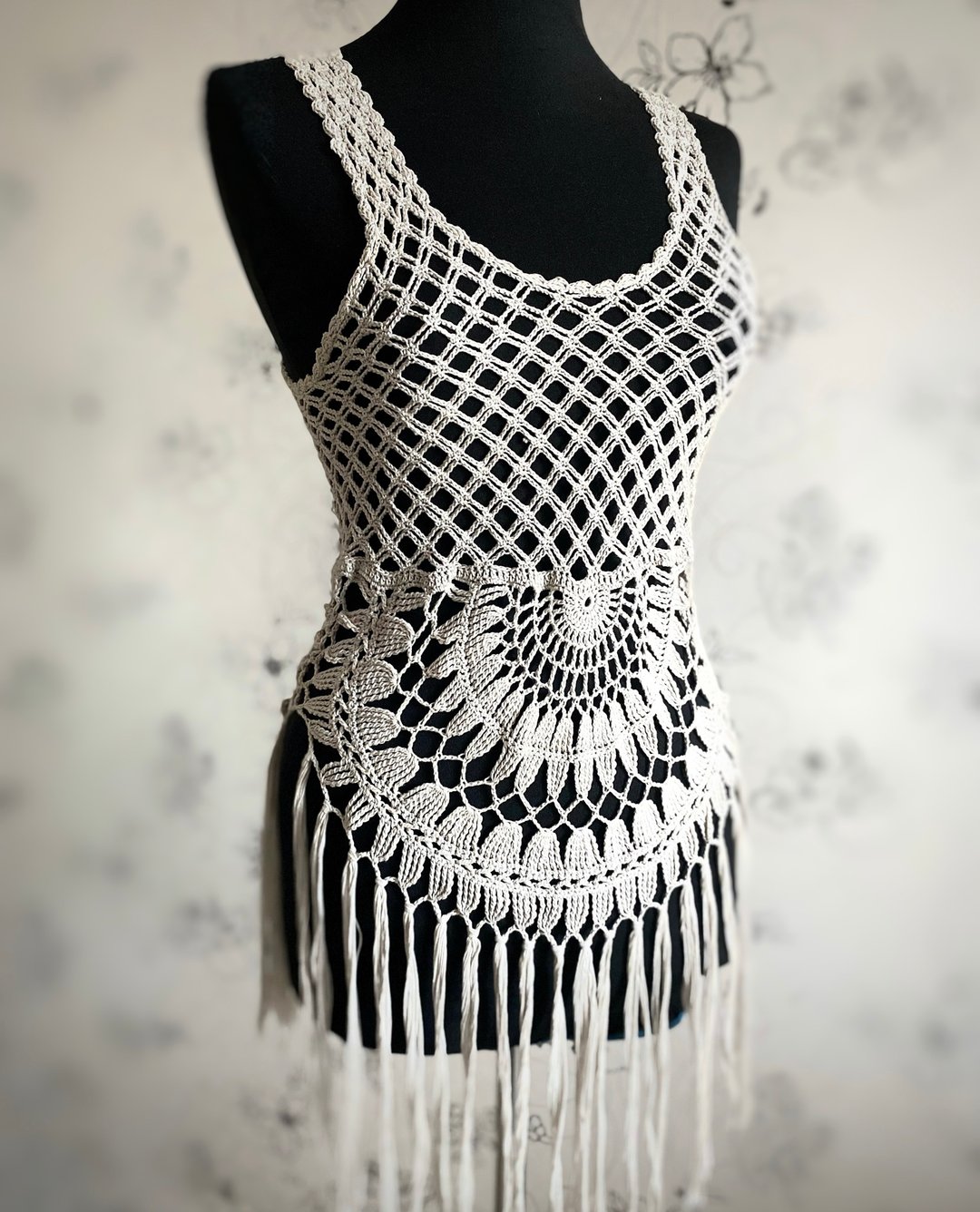 Crochet lace sleeveless Beach Dress with fringe |  Bathing suit cover up - 女装上衣 - 棉．麻 灰色