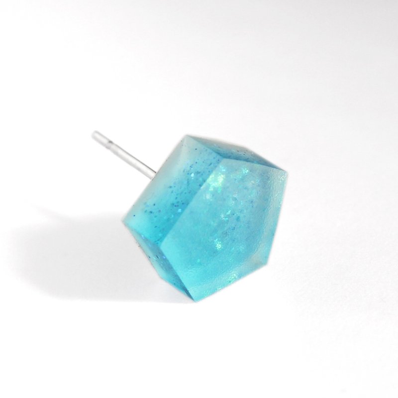 清晨微风 / 树脂耳环 - 单只 / 五角形 透明 蓝色 梦幻 - 耳环/耳夹 - 树脂 蓝色