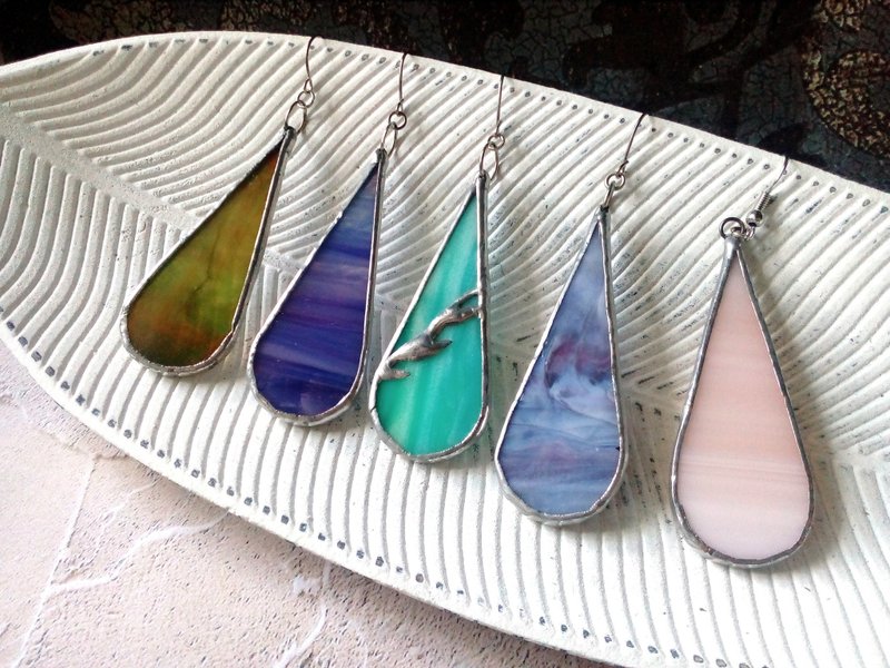 Teardrop colorful stained glass earrings, tiffany technique, summer earrings - 耳环/耳夹 - 玻璃 多色