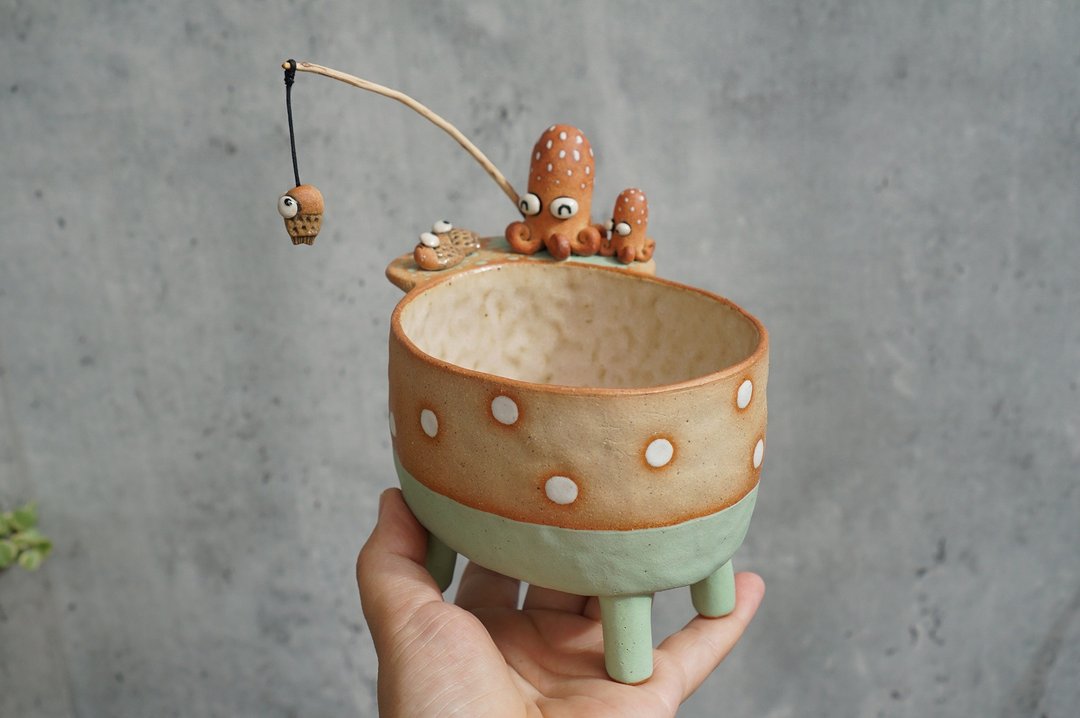 squid plant pot , octopus , handmade ceramic. cactus - 花瓶/陶器 - 陶 蓝色