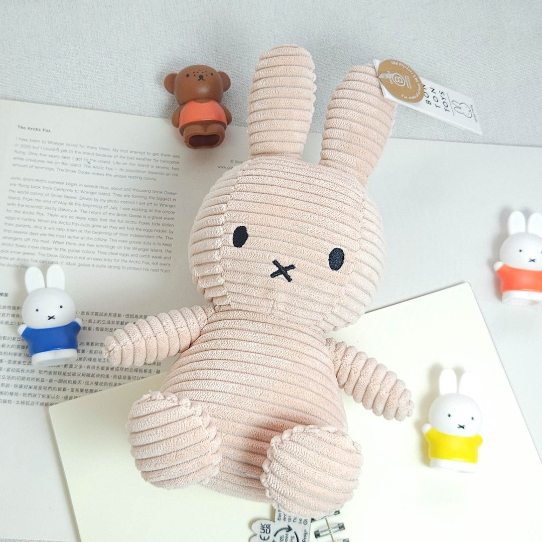 BON TON TOYS Miffy米菲兔ECO灯芯绒填充玩偶-蒙蒙玫瑰 23cm - 玩偶/公仔 - 聚酯纤维 粉红色