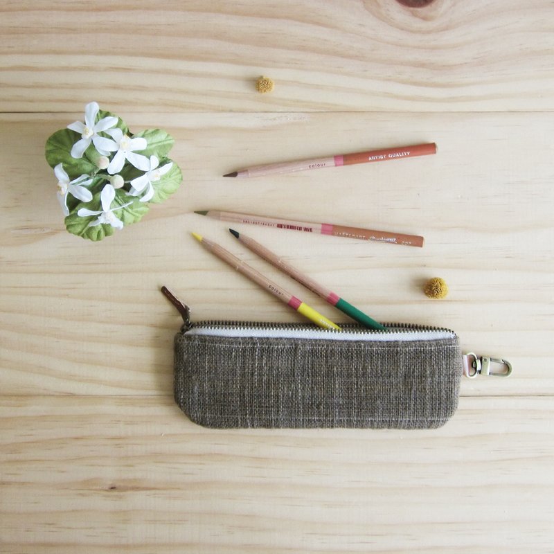 手工棉制笔袋-天然植物染-深棕色 - 铅笔盒/笔袋 - 棉．麻 咖啡色