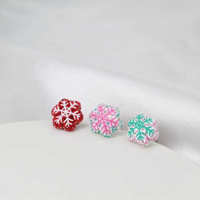 【SWS饰品】雪花飘飘造型转珠耳环 圣诞耳环 水钻耳环 抗敏医疗钢 - 耳环/耳夹 - 其他材质 多色