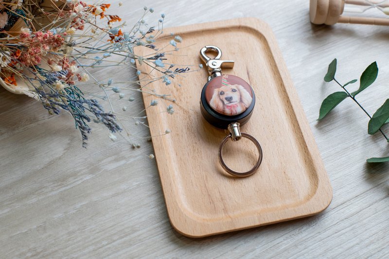 i好溜 伸缩钥匙圈 -手绘风系列 / 生日腊肠_AYH21 - 钥匙链/钥匙包 - 其他材质 白色