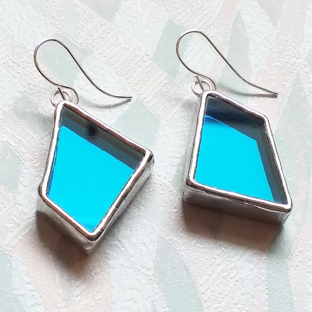Colorful mirror blue earrings Stained glass earrings Multicolor earrings - 耳环/耳夹 - 玻璃 