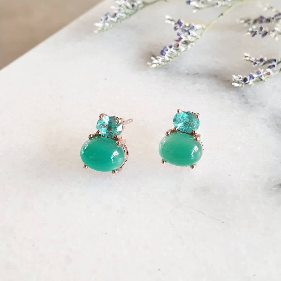 Apatite and green agate stud earring natural gemstone made from 925 silver - 耳环/耳夹 - 半宝石 绿色