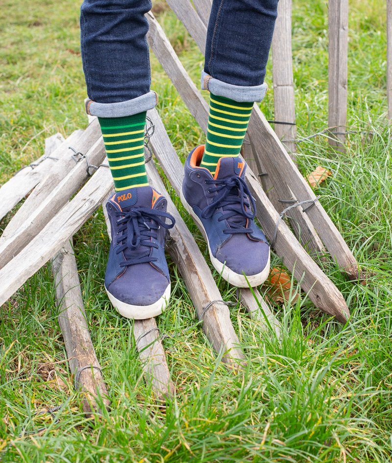 MrD London 英伦绅士袜 – 9 针布列塔尼条纹 – 草绿 - 绅士袜 - 棉．麻 绿色