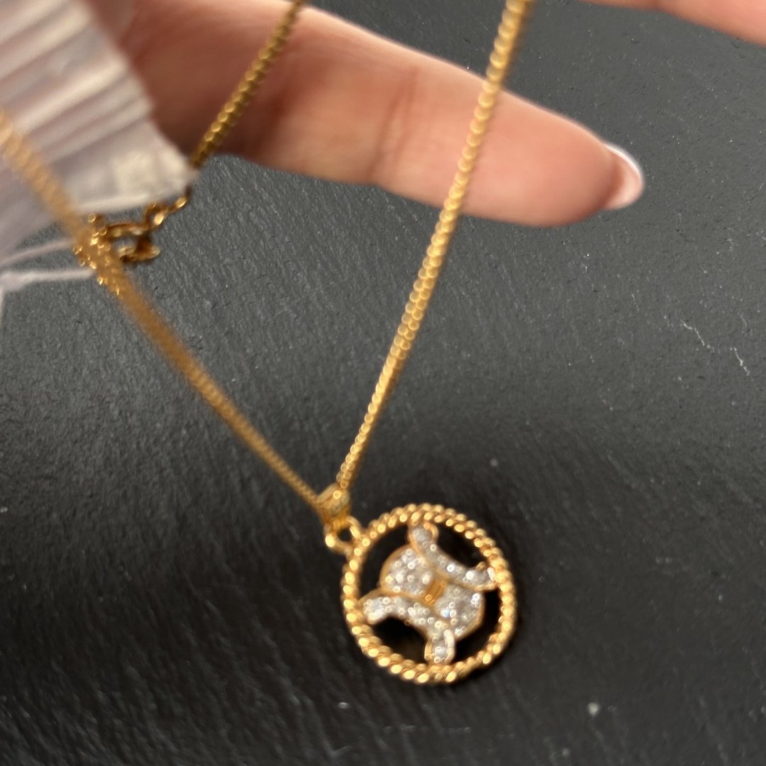 CELINE 赛琳 Triomphe 水晶 圆牌 金项链 - 项链 - 其他金属 橘色