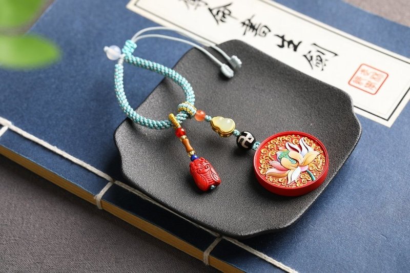 天然原矿朱砂精品红砂彩绘莲花包挂朱砂含量高达95以上 - 钥匙链/钥匙包 - 宝石 