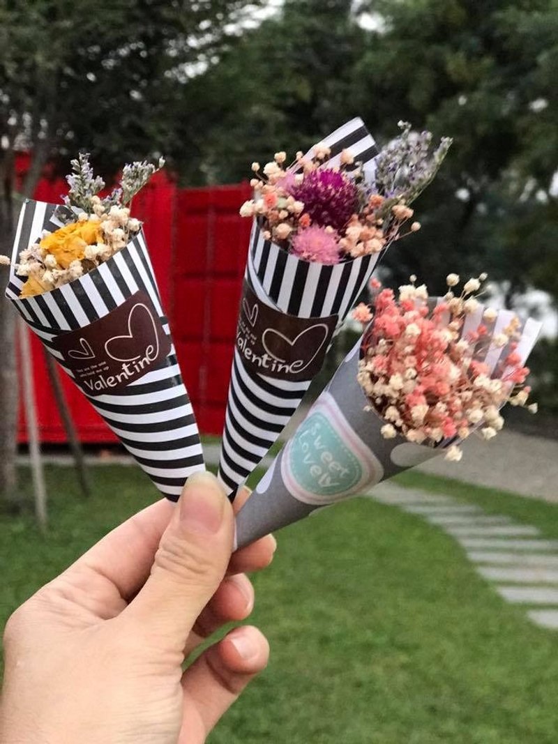 璎珞庄园*F*送礼小物/永生花.干燥花/干燥花香氛/车用夹式香氛 - 摆饰 - 植物．花 