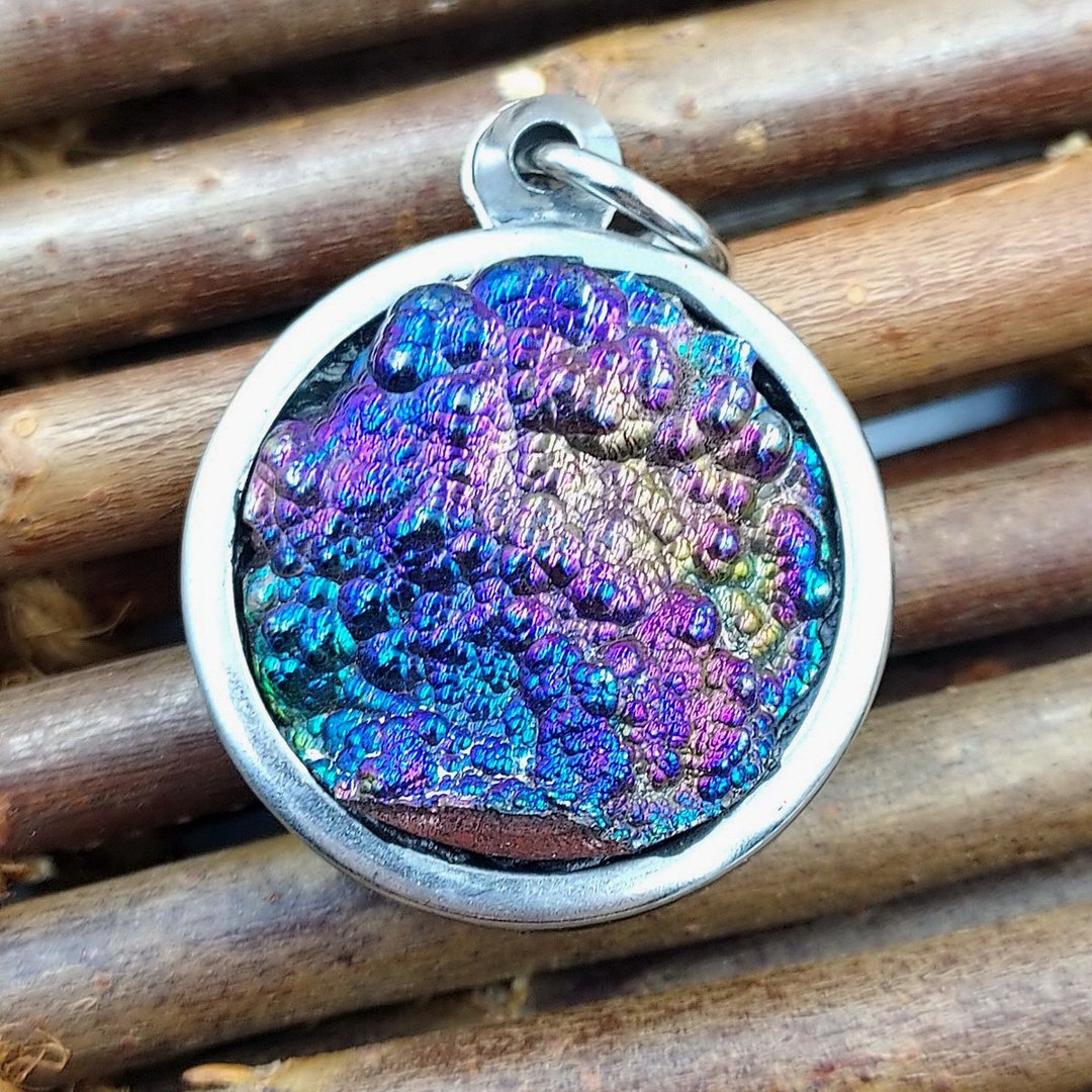 Leklai Natural Stone Rainbow 7 Color Thai Amulet Pendant Talisman Powerful Luck - 项链 - 石头 多色