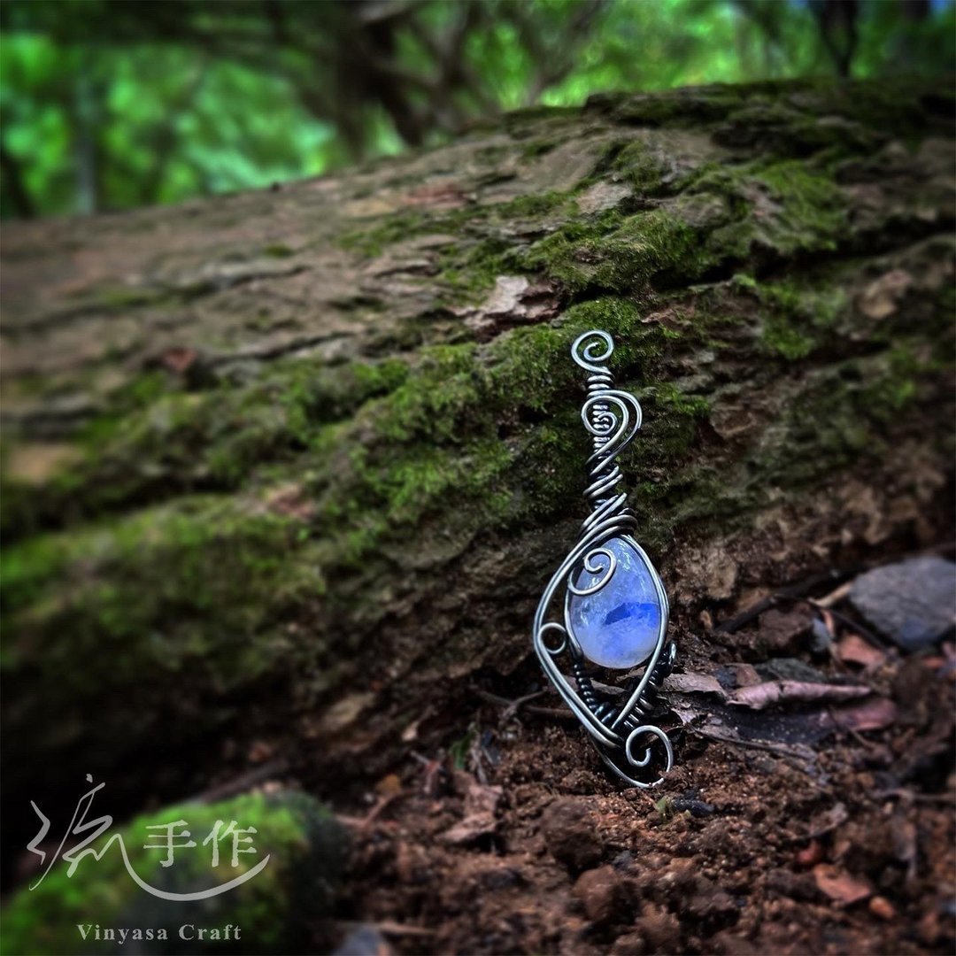 【蓝光月光石银饰】 - 项链 - 水晶 白色