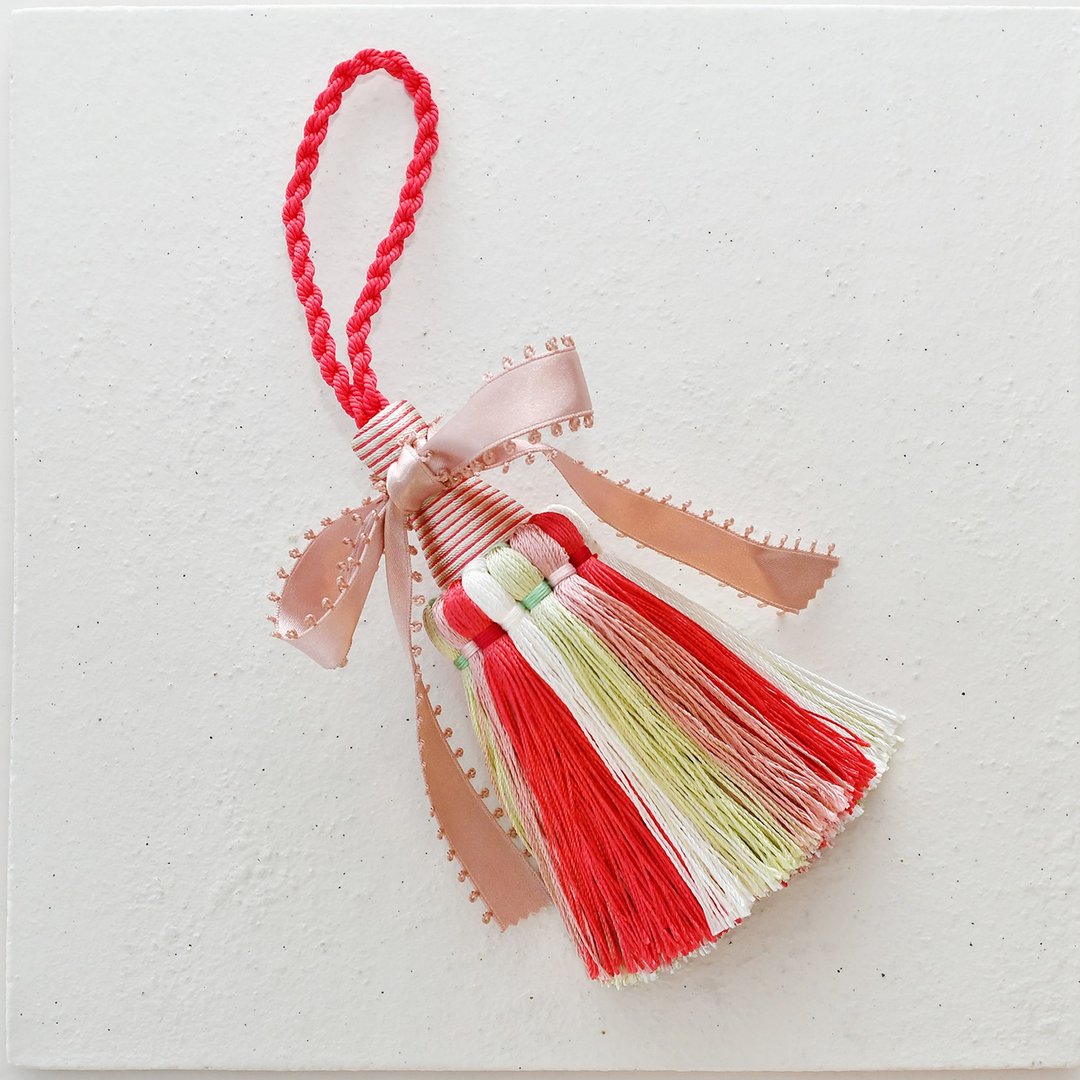 Tassel key chain/Red pink - 吊饰 - 其他材质 红色