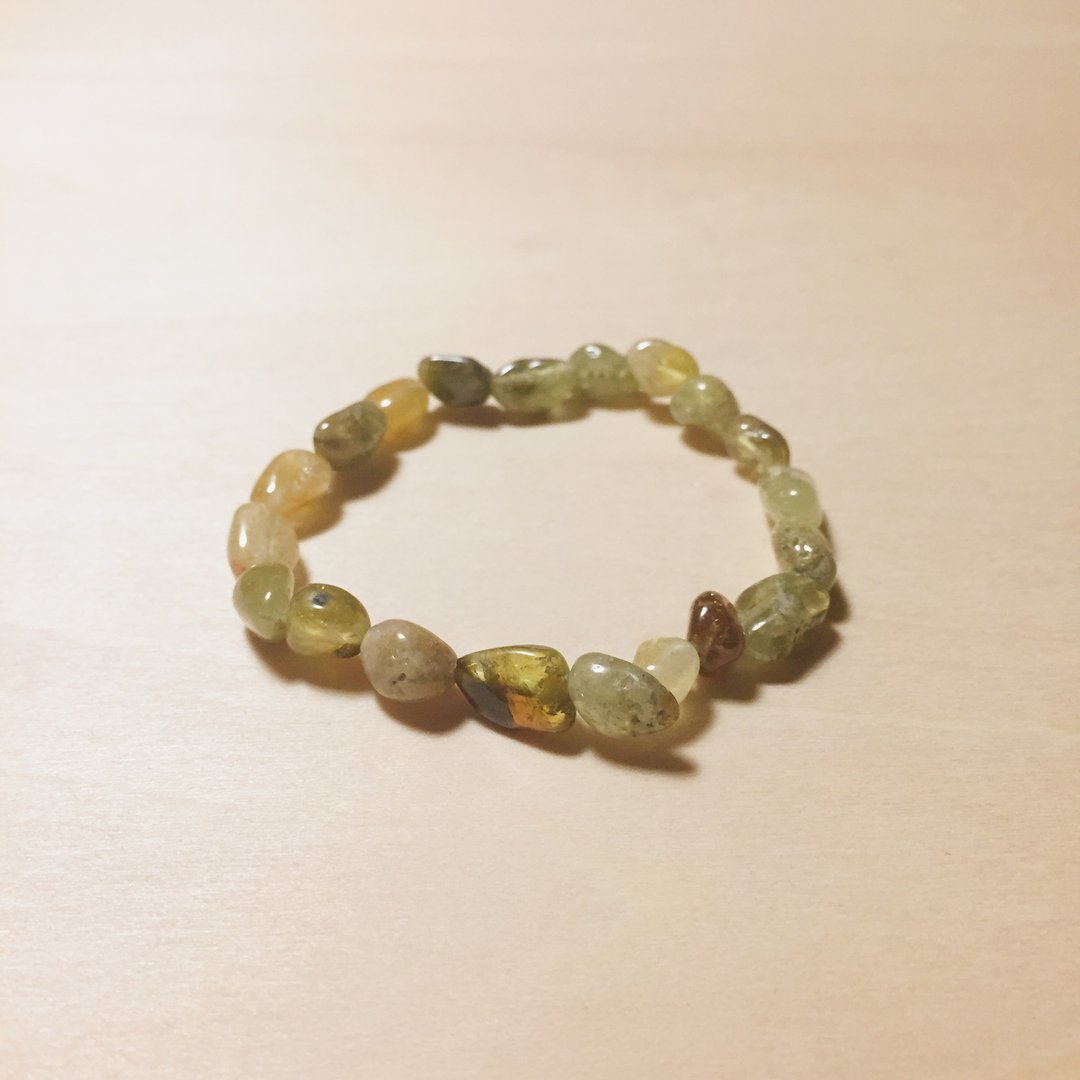 不规则绿石榴石手环 - 手链/手环 - 水晶 绿色