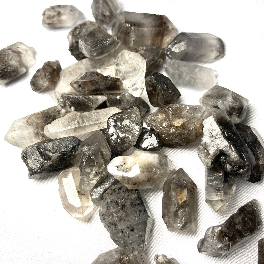 【黑流沙幽灵 双尖水晶】双尖水晶 原石 可加配编织吊坠 - 项链 - 宝石 黑色