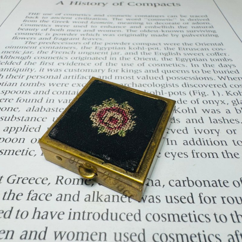 刺绣小方盒 - 其他 - 其他金属 