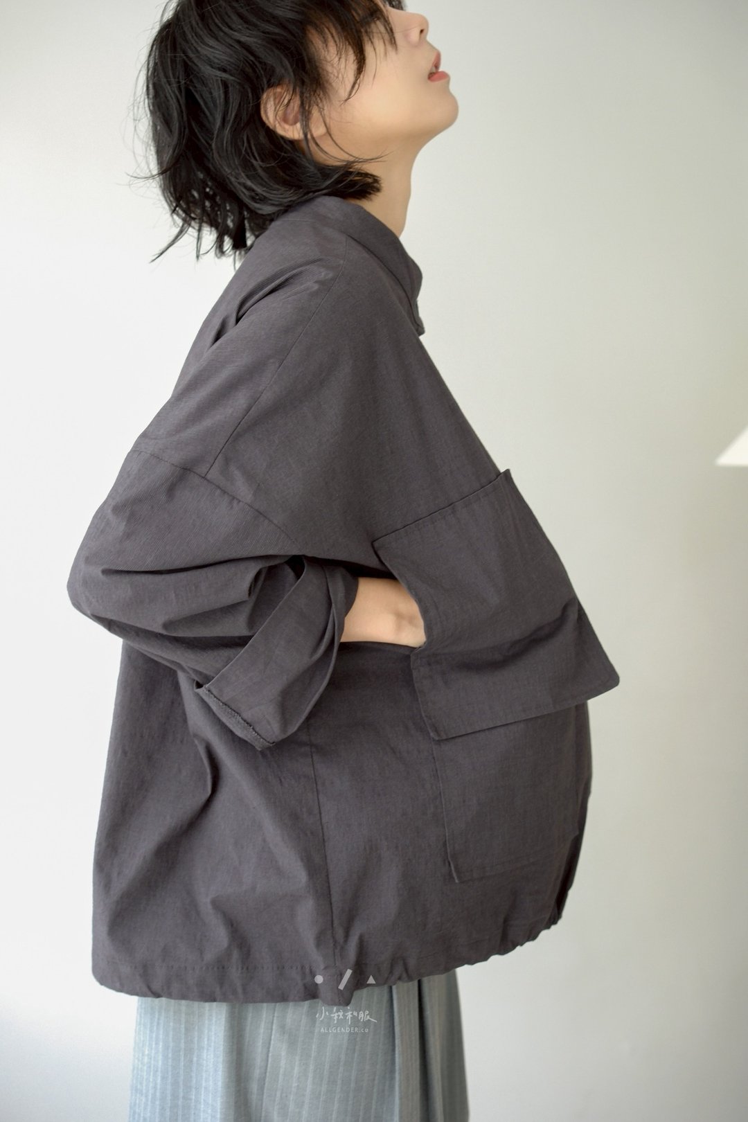小我独家 威廉灰小方领口袋中性衬衫 - 女装衬衫 - 棉 灰色
