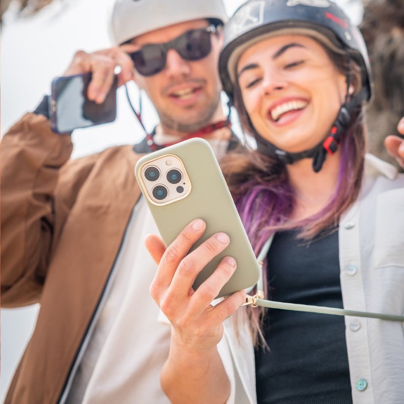 Prodigee iPhone 16/Pro/Pro Max 磁吸挂绳耐冲击手机壳 - 手机壳/手机套 - 塑料 多色