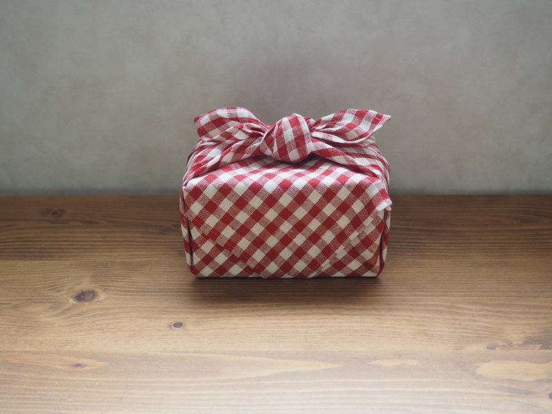 麻包袱皮/格纹布 - 便当盒/饭盒 - 棉．麻 红色