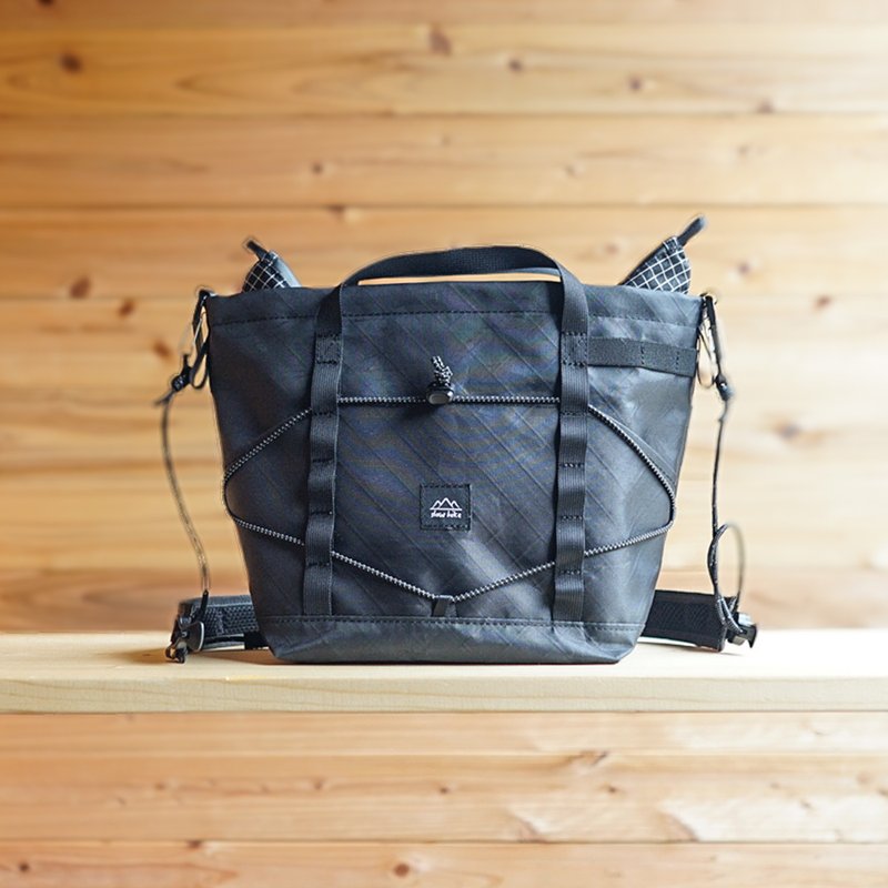 ECOPAK・Black【登山者斜背包・M】 / 露营・健行・登山・音乐祭・户外活动・侧背包・防水・超轻量 - 侧背包/斜挎包 - 环保材料 黑色