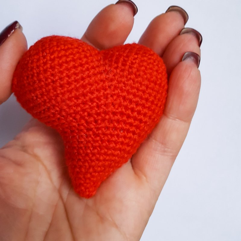 Digital Crochet Pattern PDF - Heart amigurumi - 手工艺教程/工具书 - 其他材质 
