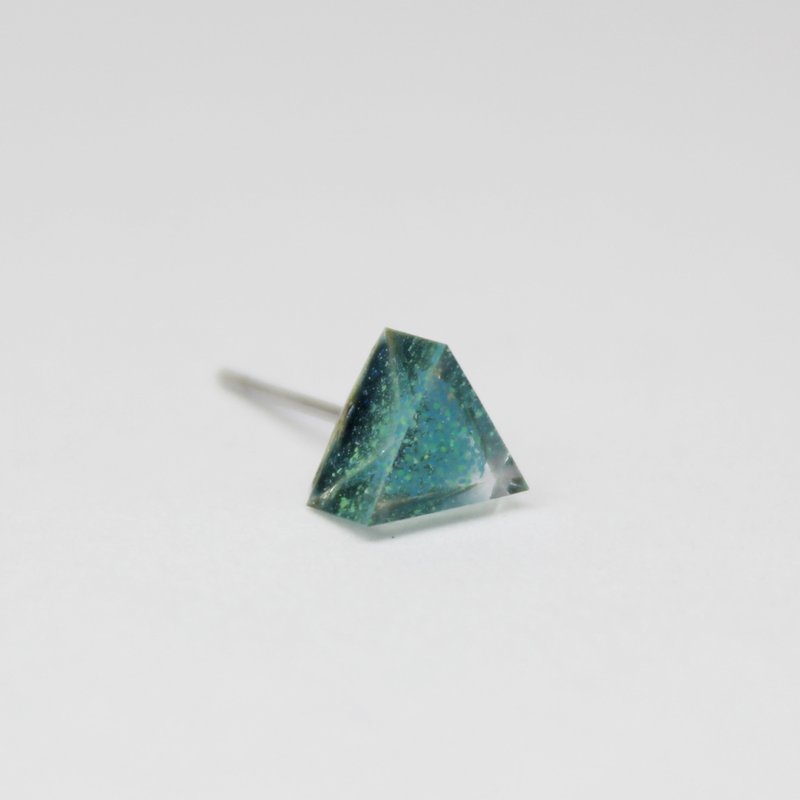 绿色树脂耳环 / 450 / Time in The Box 盒子内的时间 - 单只 - 耳环/耳夹 - 塑料 绿色