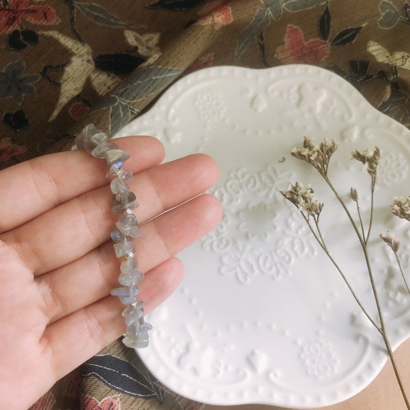 魅力女子【灰月光 et 做自己】 - 手链/手环 - 水晶 多色