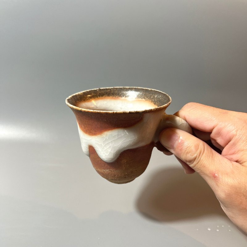 纯手捏柴烧志野圆耳茶杯 / 秋意云彩系列 / 小平凡手作 - 茶具/茶杯 - 陶 