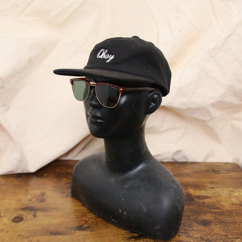 Back to Green::户外渔夫帽 品牌刺绣 鸭舌帽 d-29//vintage hat - 帽子 - 棉．麻 