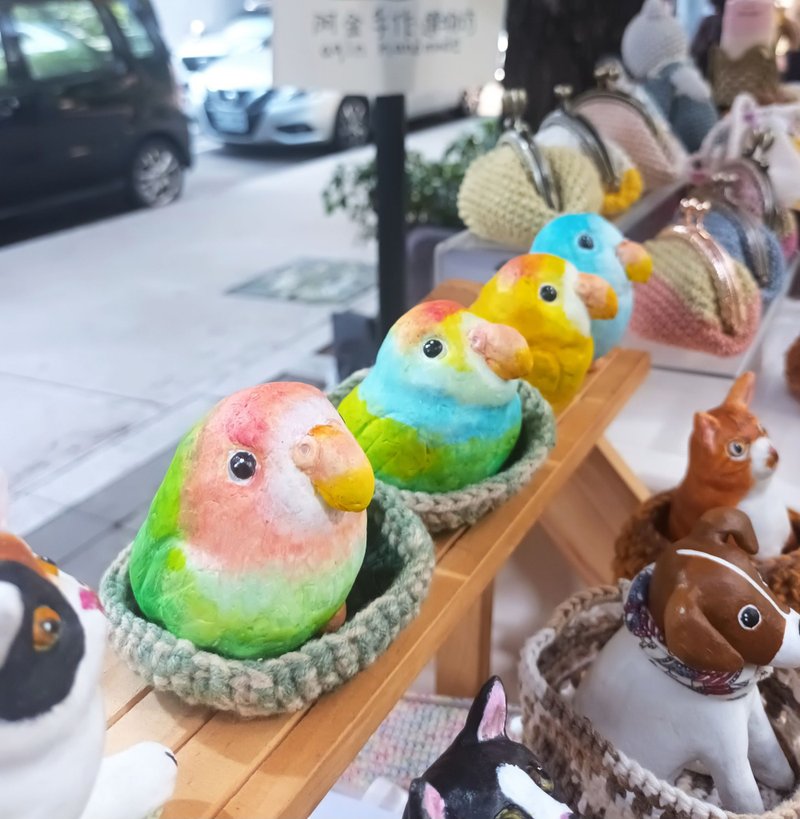 礼物/定制化/手工捏塑/非模型/耐看/彩色鹦鹉居家角落收藏摆饰品 - 摆饰 - 粘土 