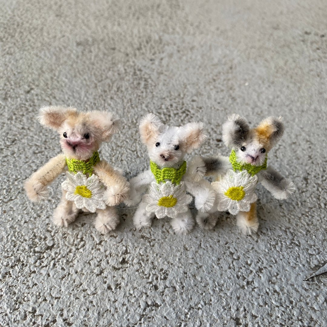 三只小猫5.5cm-毛根扭扭棒手作/脏萌流浪动物园/モールアート - 玩偶/公仔 - 其他人造纤维 白色