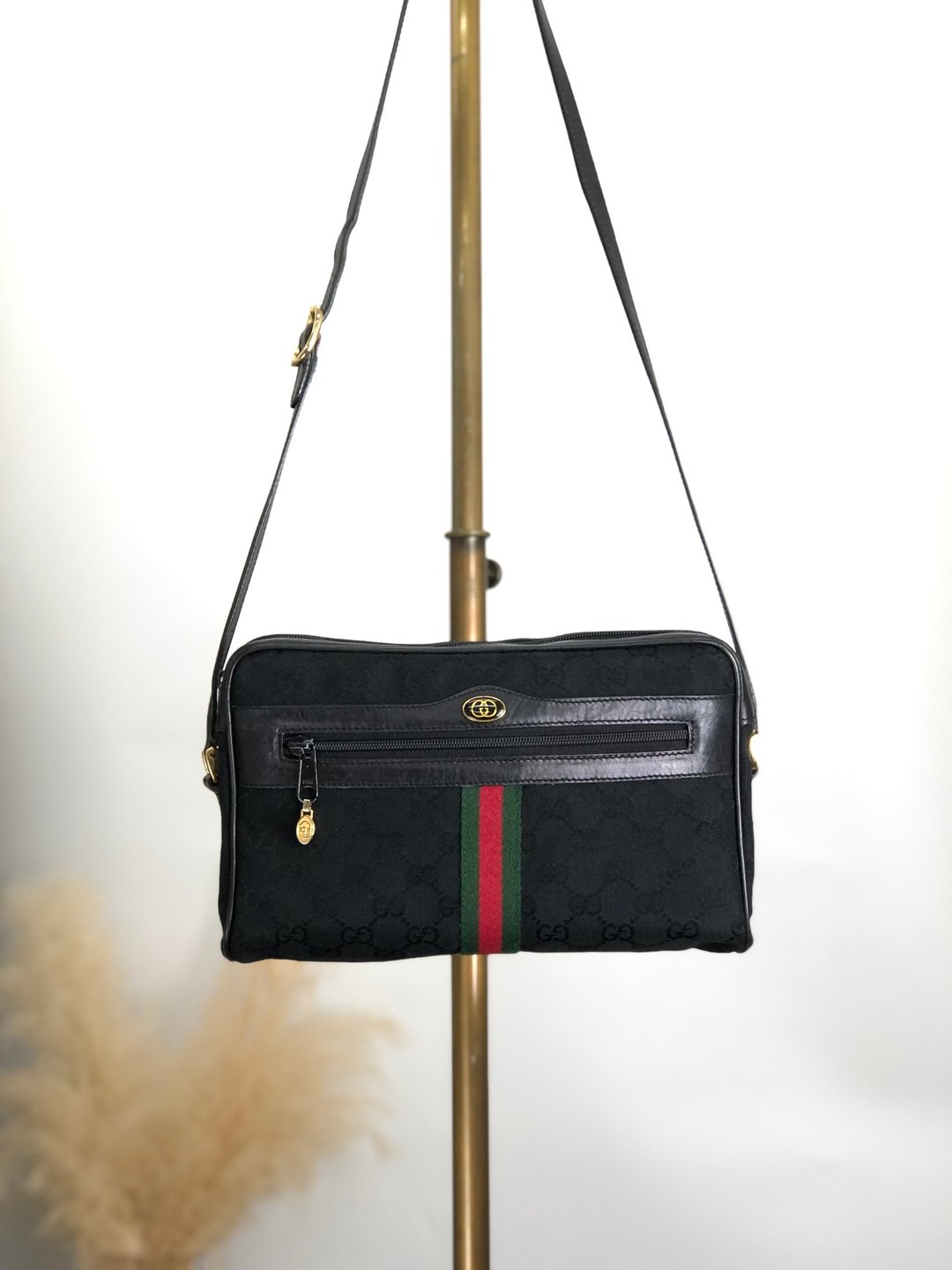 【 日本直送 名牌中古包 】GUCCI 古驰  જુવેલ લાઇન 侧背包 黑色 帆布 vintage 古着 old mgkut7 - 侧背包/斜挎包 - 棉 黑色