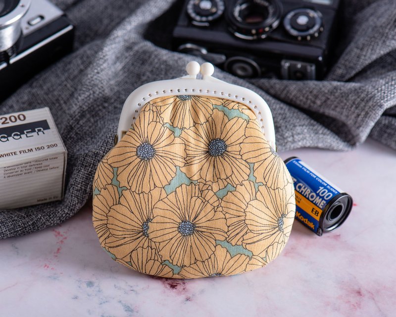 【气质小花】零钱包#小口金包#可爱#日系#收纳 - 零钱包 - 棉．麻 黄色