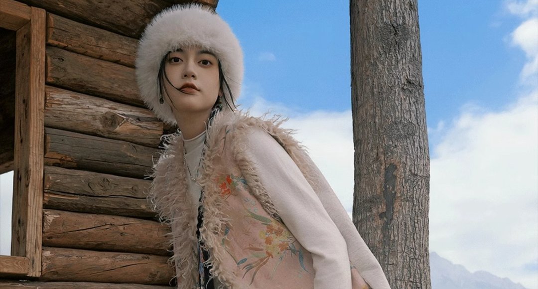 随心远游 新中式復古藏装 拼接夹棉坎肩 - 女装上衣 - 其他材质 粉红色