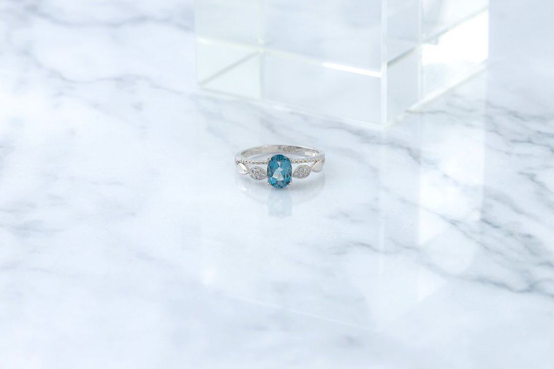 Pair Crown Oval Cut 单钻戒指 - 戒指 - 银 银色
