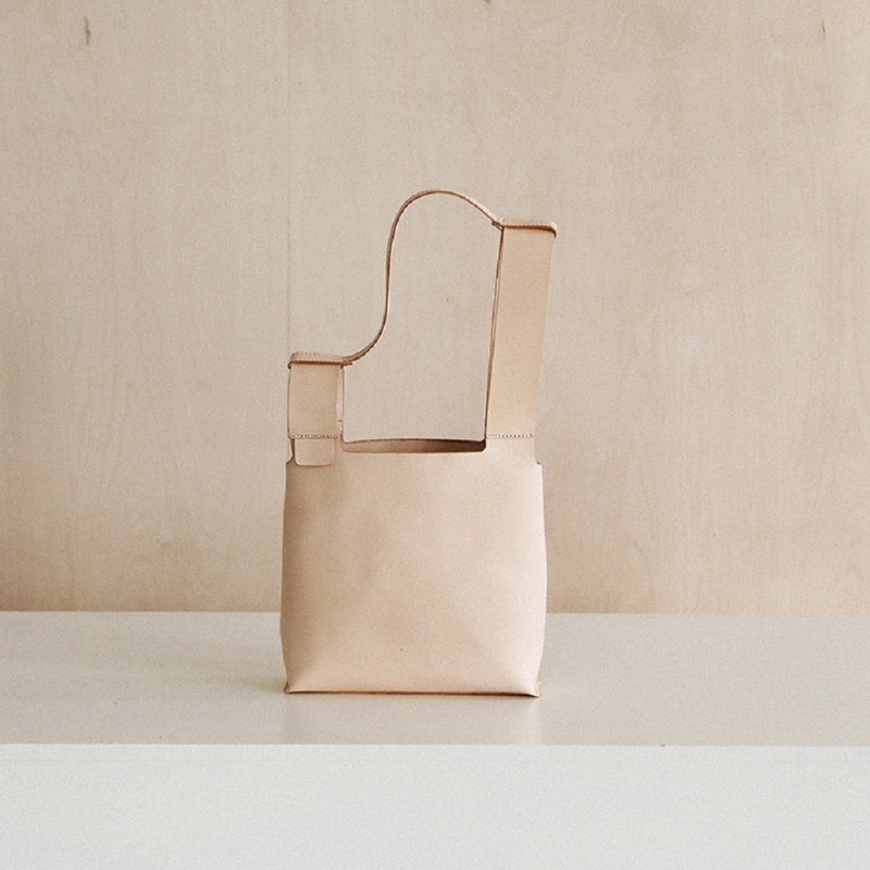 JOYDIVISION 单肩兔子包 凹造型款 头层植鞣牛皮 - 手提包/手提袋 - 真皮 