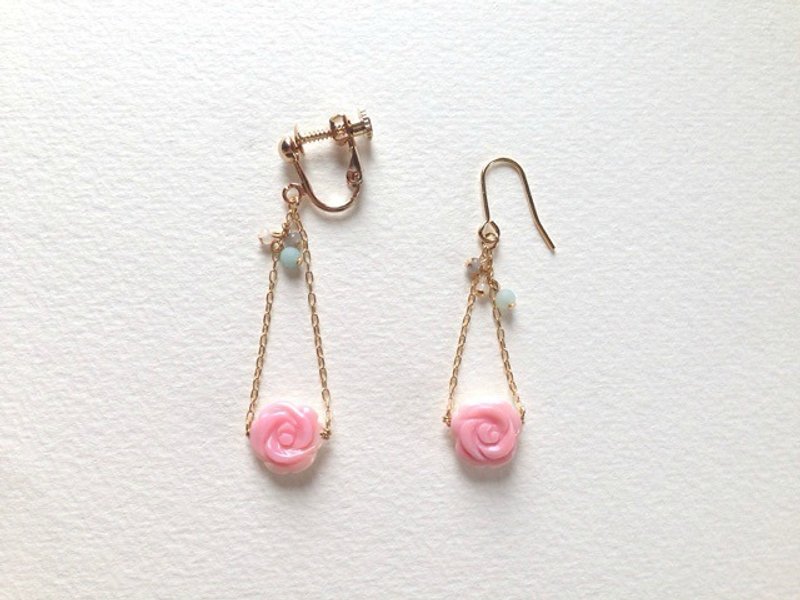 复古玫瑰 耳针耳环 / 耳夹耳环 nostalgic（clip-on earrings / pierced earrings） - 耳环/耳夹 - 宝石 粉红色