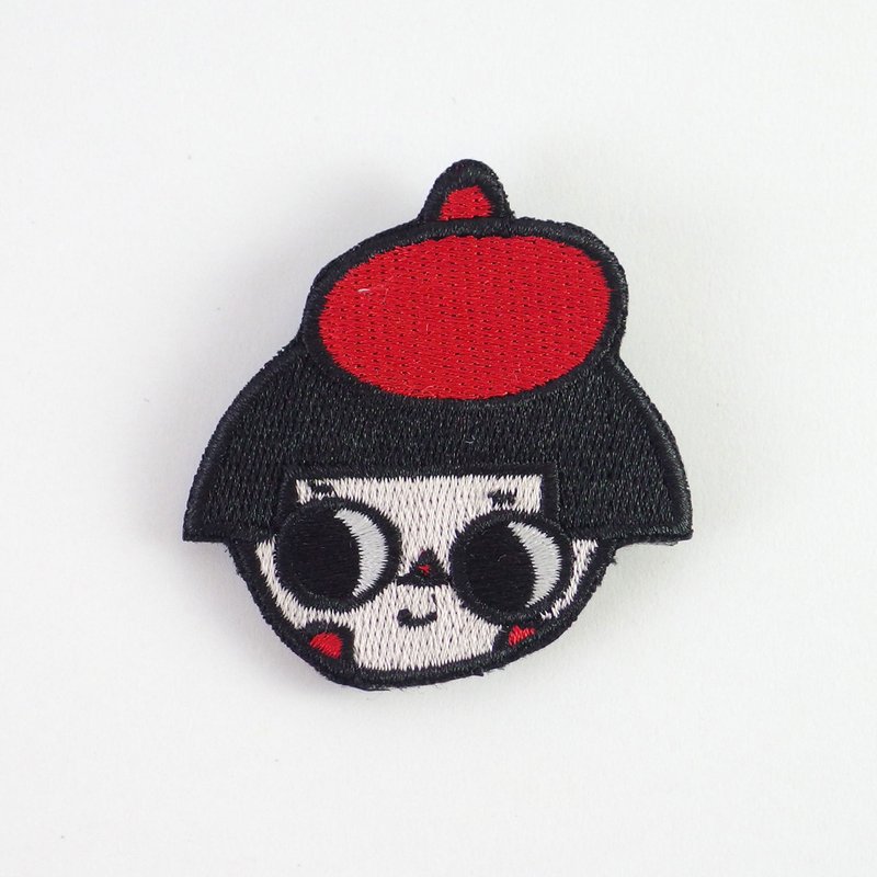 刺绣别针 / 小画家 - 胸针 - 绣线 红色