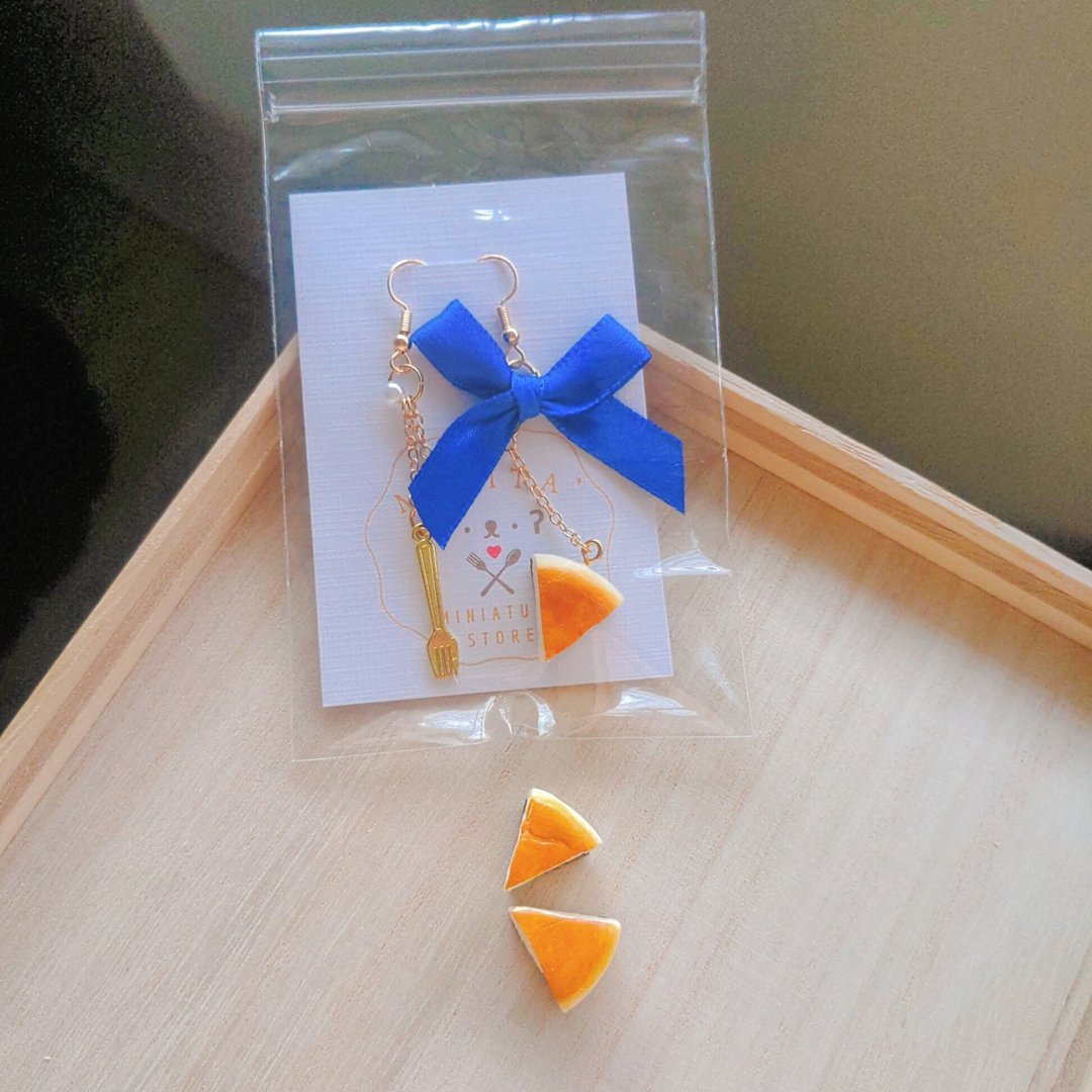 minita* 迷你纽约起司蛋糕 经典 高仿真 耳环 耳勾 耳夹 疗愈小物 - 耳环/耳夹 - 树脂 橘色
