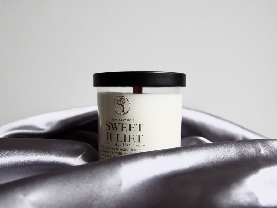 Sweet Juliet | 玻璃容器香氛蜡烛 - 蜡烛/烛台 - 蜡 