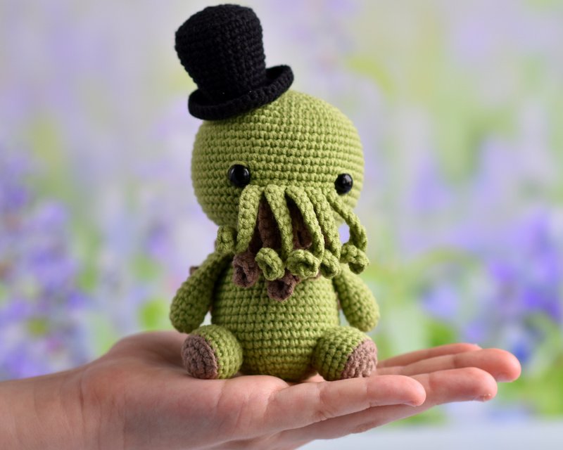 Cthulhu crochet / Top hat Cthulhu / Cthulhu art / Lovecraft  cthulhu plush - 玩偶/公仔 - 棉．麻 