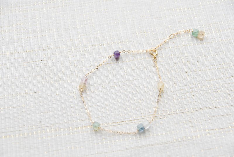 Cube cut fluorite colorful bracelet 14kgf - 手链/手环 - 半宝石 多色