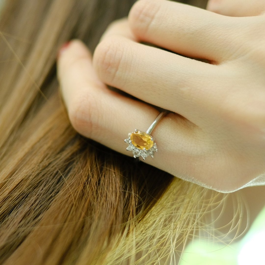 The Sparkling Yellow Citrine Ring. 18K White Gold Plated 925 Sterling Silver - 戒指 - 半宝石 