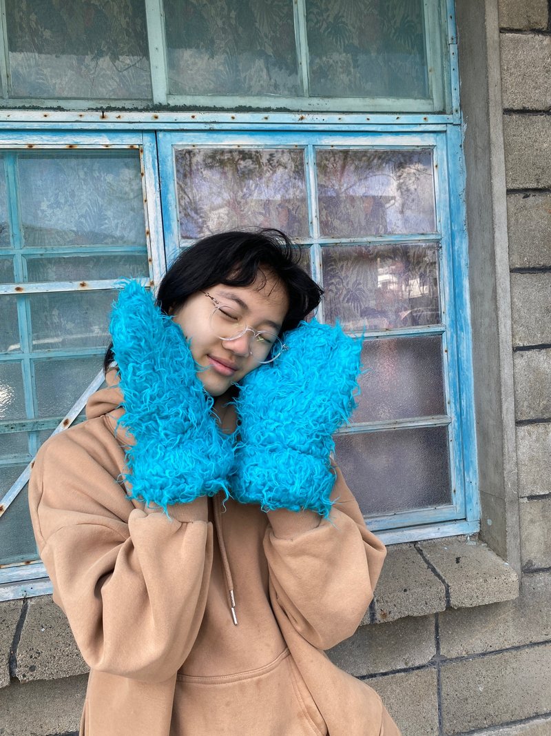 毛茸茸的饰-寒冬必备款 - 手套 - 聚酯纤维 多色